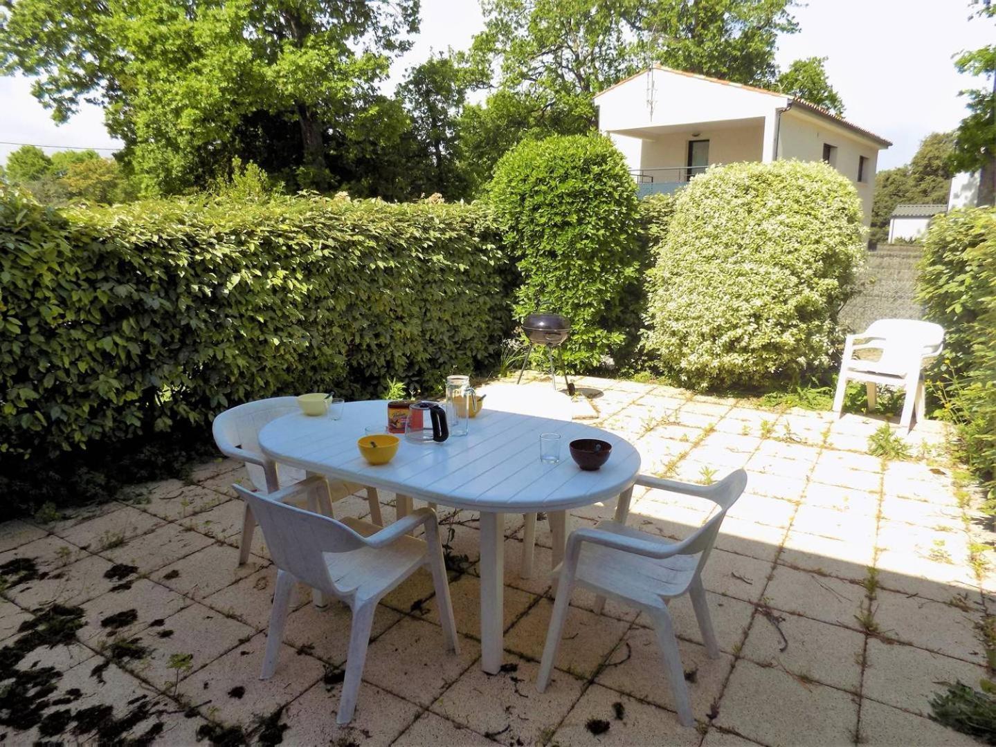 Meschers Sur Gironde - Maisonnette De Vacances - Terrasse - Proche Plage Esterno foto