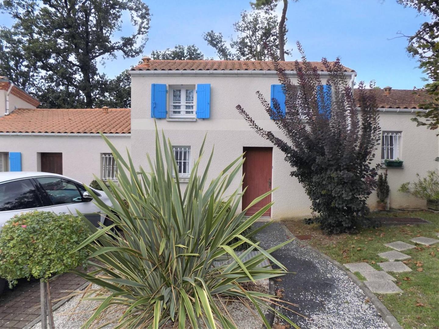 Meschers Sur Gironde - Maisonnette De Vacances - Terrasse - Proche Plage Esterno foto