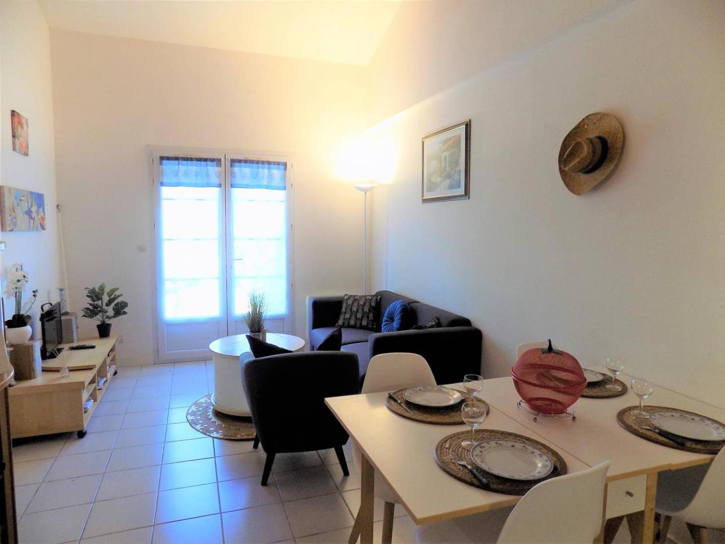 Meschers Sur Gironde - Maisonnette De Vacances - Terrasse - Proche Plage Esterno foto