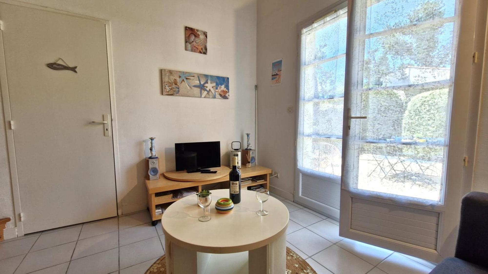 Meschers Sur Gironde - Maisonnette De Vacances - Terrasse - Proche Plage Esterno foto