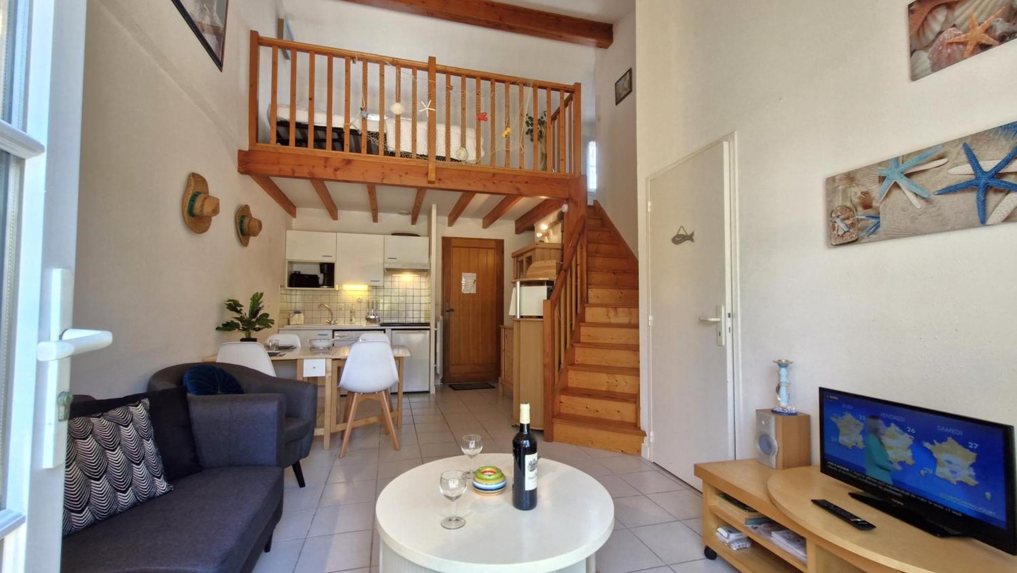 Meschers Sur Gironde - Maisonnette De Vacances - Terrasse - Proche Plage Esterno foto
